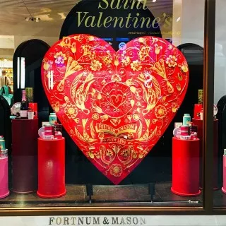 The finished giant hearts in Fortnum & Mason’s windows. Love is in the air! ♥️⁠⠀
#visimp #visualimpact #vm #display #valentine #heart #love #loveheart #fortnums #bespoke #props #golddetails #inlove