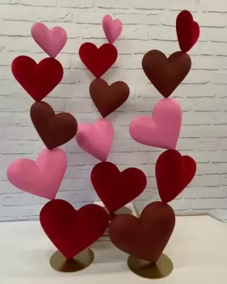 Love to everyone for Valentines Day!⁠
#visimp #visualimpact #vm #display #valentine #heart #love #props #fortnums